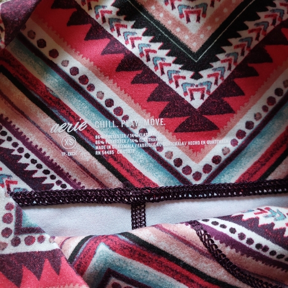 Aerie Chill Play Move Multicolor Aztec Striped Leggings Pants - Picture 4 of 6